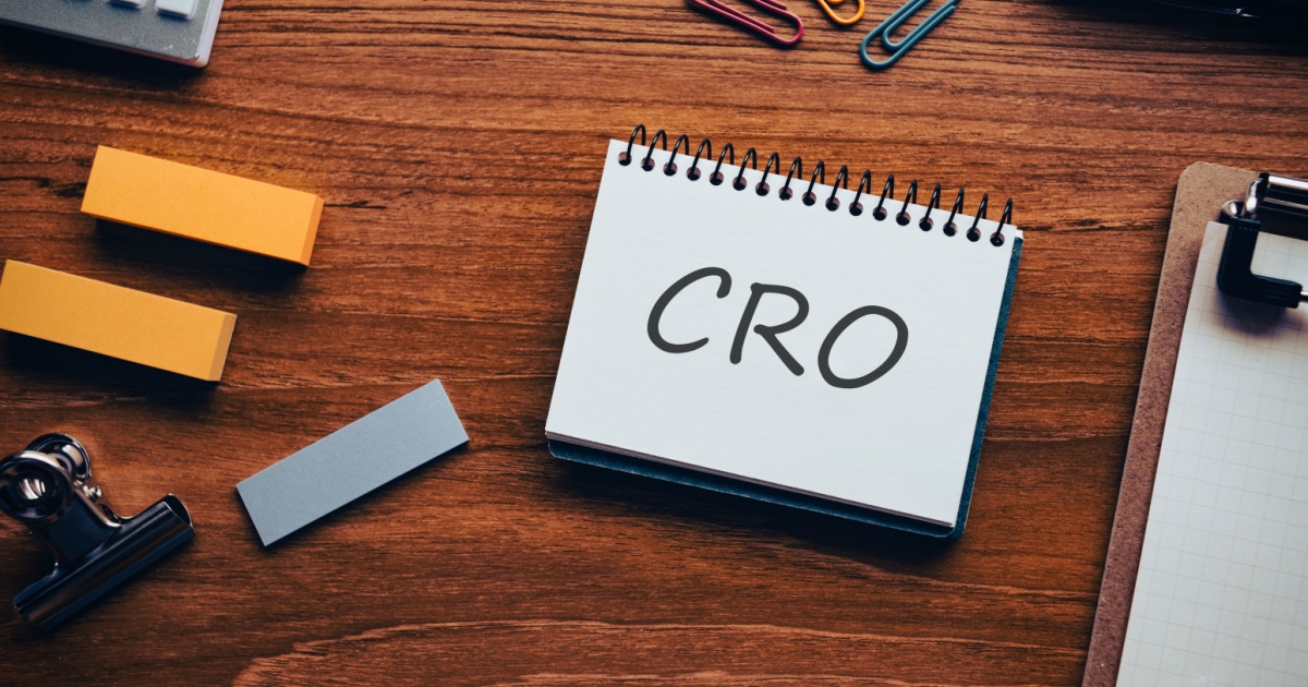 “CRO(最高収益責任者)”の役割・CMO/COO/CPO/CFO/営業部長/BizDevとの違い・キャリアパスについて