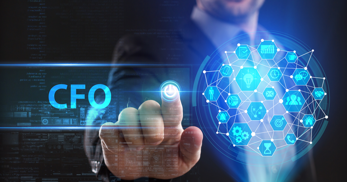 「攻めのCFO」「守りのCFO」の違いは?企業フェーズ毎に求められるのはどちら?